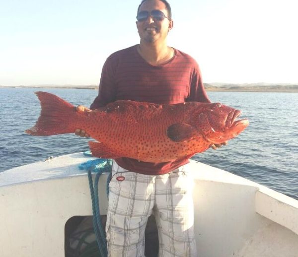 Another satisfied Red Sea fishing customer.