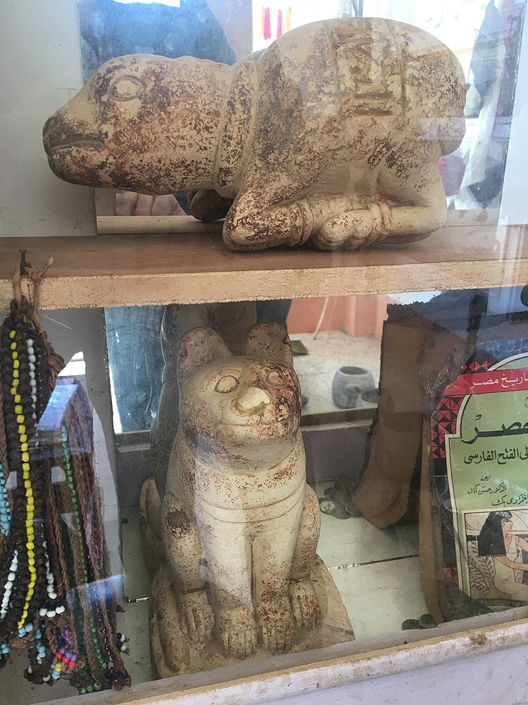 Exhibits at the Shalateen Museum 
Photo - Hatem Moushir - CC BY-SA 4.0 - via Wikimedia Commons