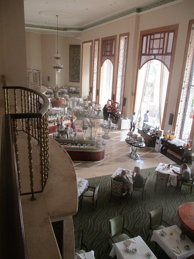 luxury dining at the Palace Port Ghalib - now Pickalbatros Palace Port Ghalib.