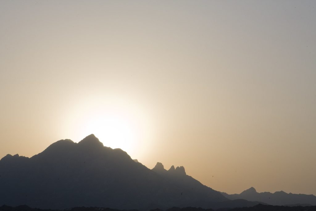 Sunset from Shalateen to Marsa Alam coastal road 
Hossam El Hamalawy - CC BY 2.0 - via Flickr