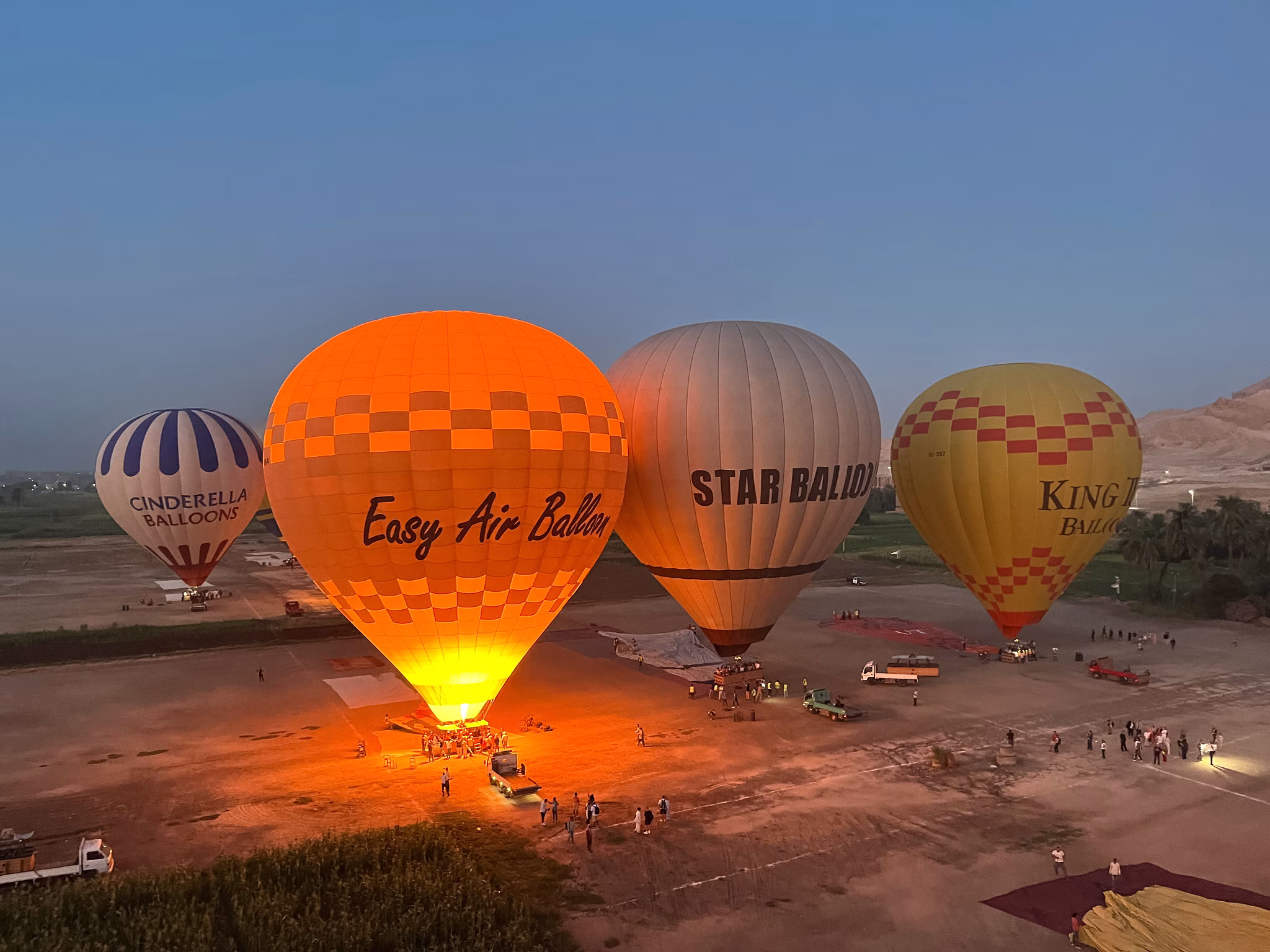 Another perfect morning as everyone gets ready
Photo Credit: Mustang Joe CC0 1.0 via Flickr