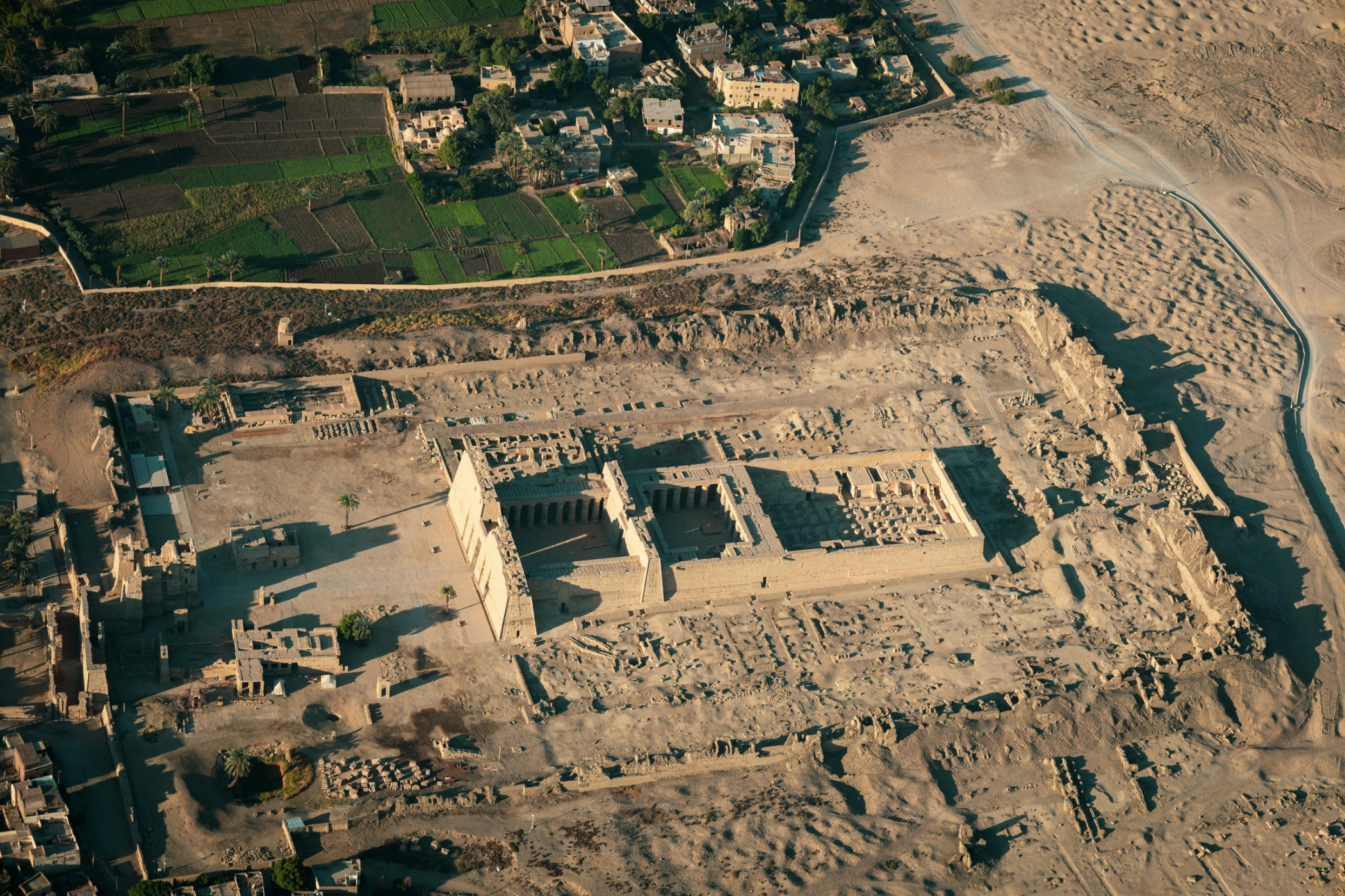 Early morning balloon eye view of Medinet Habu
Photo credit: Martjin Vonk via Unsplash.