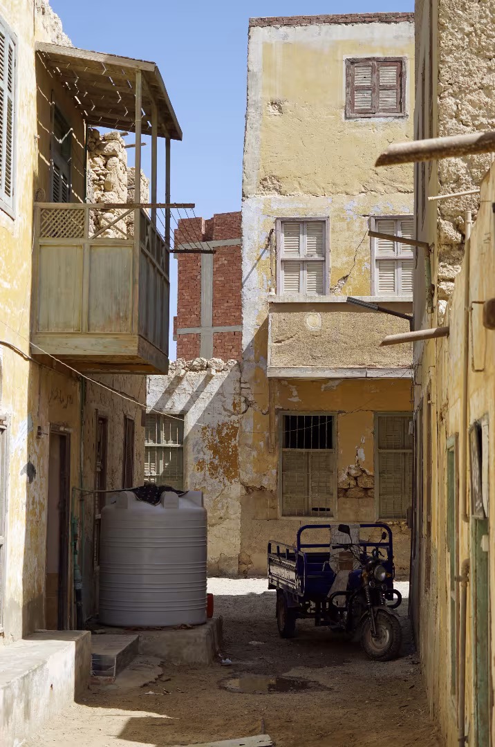 El Quseir Alleyway 1
ID 413216183 © 7chriss3
| Dreamstime.com